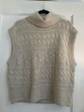 Old navy sweater vest